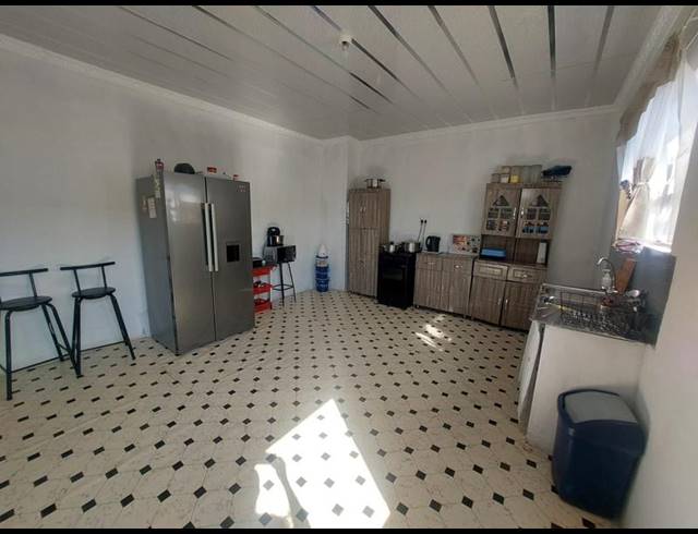 3 BEDROOM HOUSE FOR SALE IN MARIANNHEIGHTS